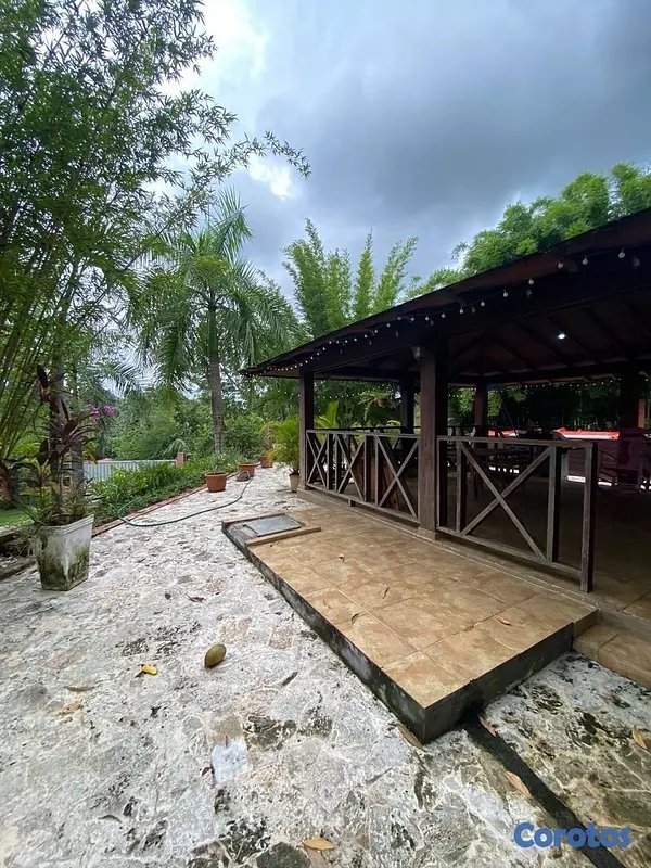 casas vacacionales y villas - venta de Villa vacacional en san Cristóbal con 47 tareas y piscina  6