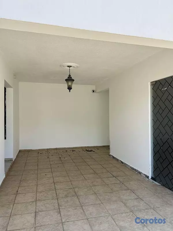 casas - Casa para vivienda o comercial en alquiler en El M 11