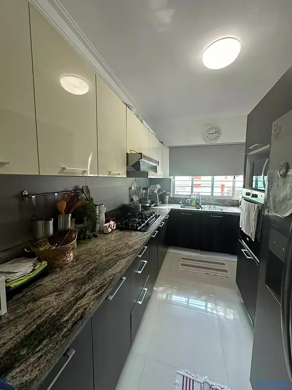 apartamentos - apartamento con terraza en gazcue en venta 2