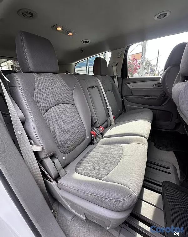 jeepetas y camionetas - Chevrolet Traverse LS 2016 7