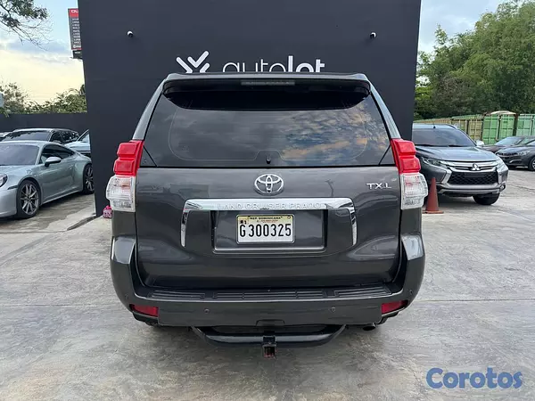 jeepetas y camionetas - Toyota Land Cruiser Prado TXL 2013 5
