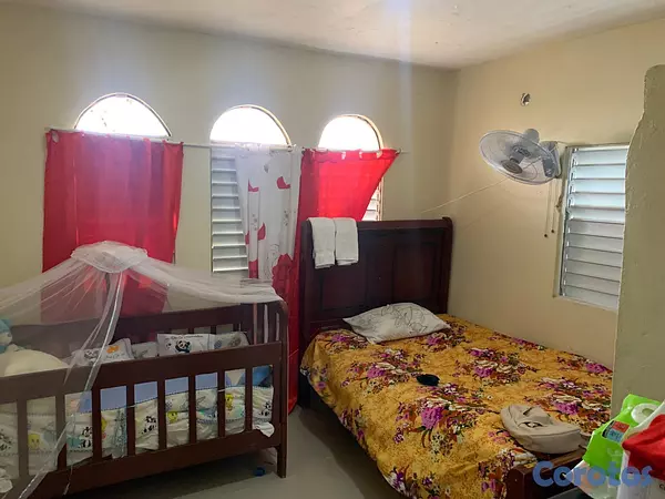casas - SE VENDE CASA EN ANDRES, BOCA CHICA, A 1 ESQ. DE L 4