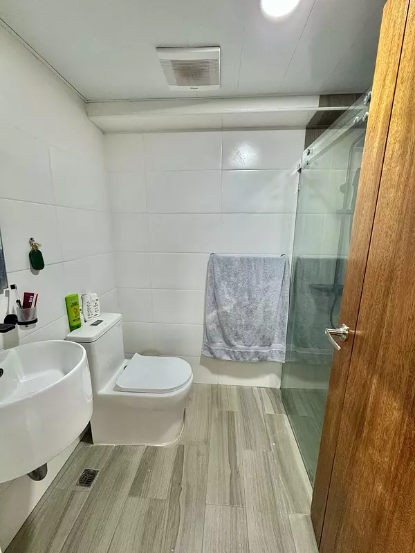 apartamentos - Vendo apartamento en Los Restauradores, Piso 2 7