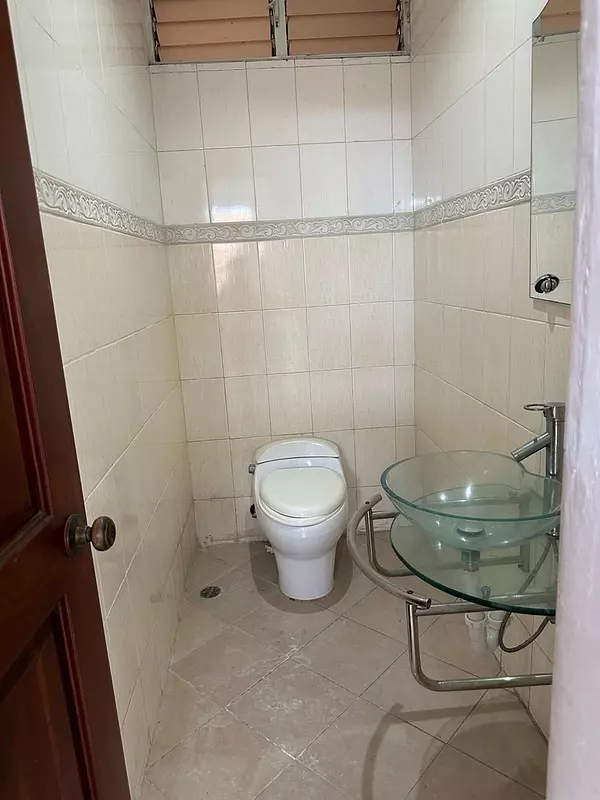 casas - SE ALQUILA casa en El Galá para fines residencial u oficinas administrativas 4