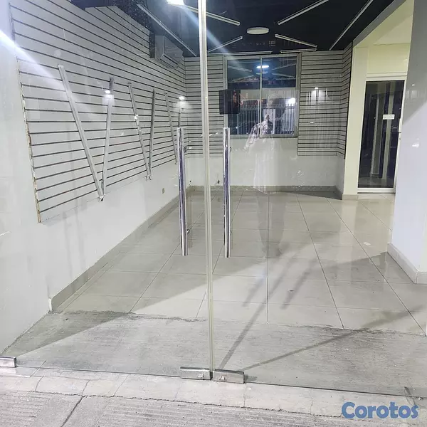 oficinas y locales comerciales - LOCAL COMERCIAL 9