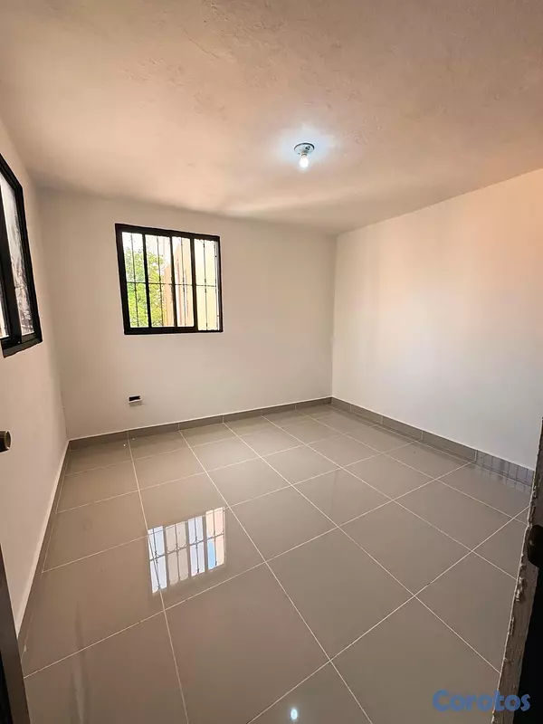 casas - venta de casa súper grande cerca del Corall mall autopista de san isidro  8