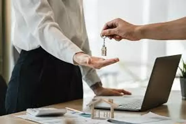 empleos disponibles - Se solicita vendedora de inmueble 
 2