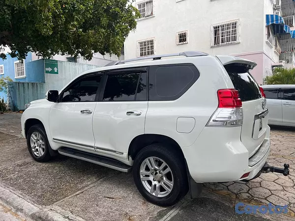 jeepetas y camionetas - TOYOTA LAND CRUISER PRADO VX 9