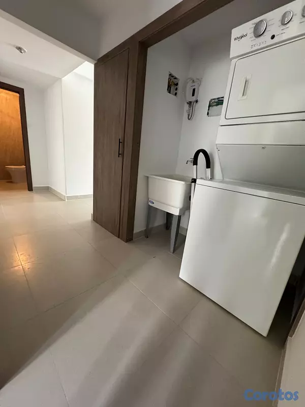 apartamentos - ALQUILO Segundo Piso Con Terraza En Viejo Arroyo H 15