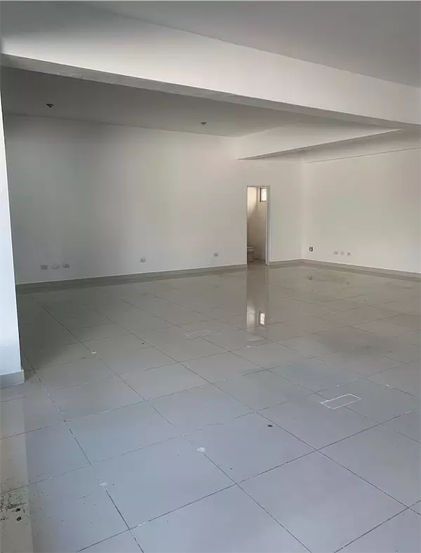 oficinas y locales comerciales - Bella vista primer nivel 98m 3