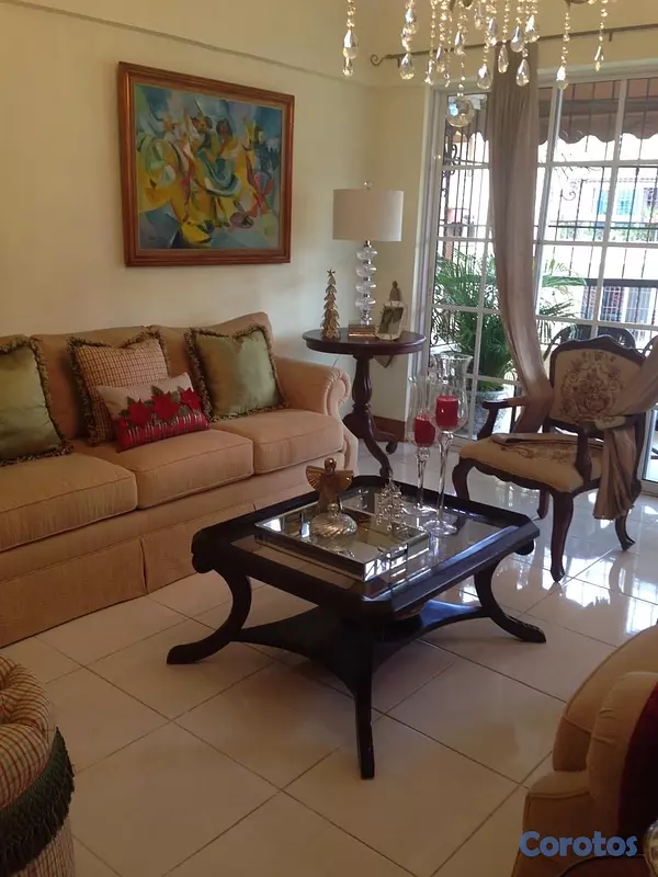 muebles y colchones - mesa de caoba 4
