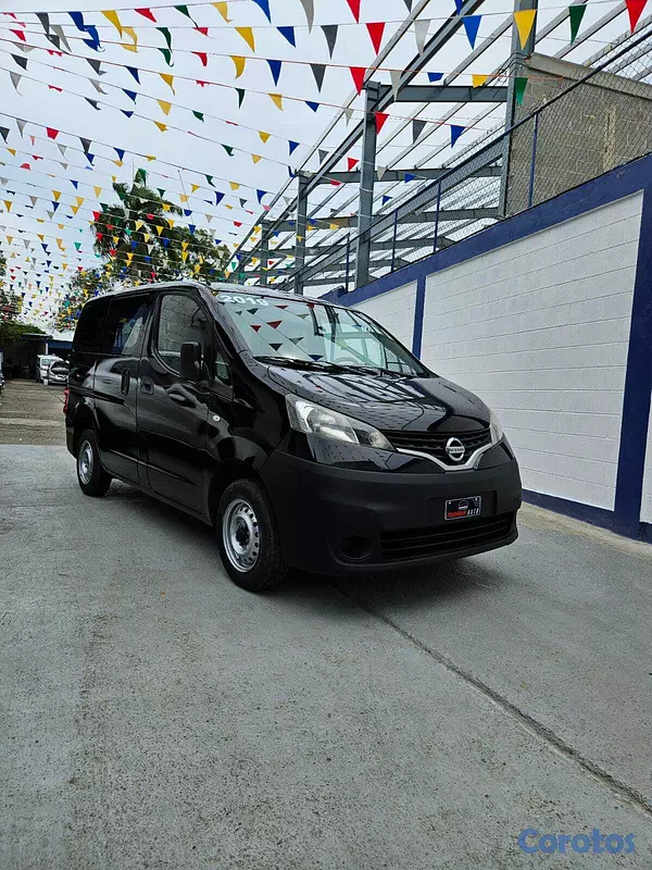 otros vehiculos - NISSAN NV200 VANETTE 1