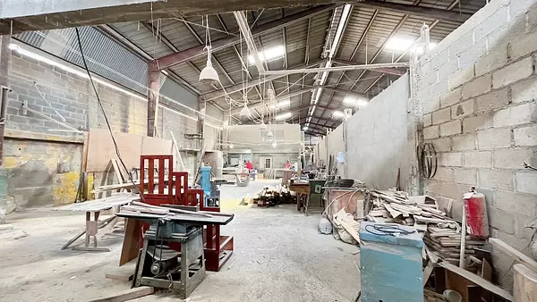 oficinas y locales comerciales - nave en herrera en venta  5