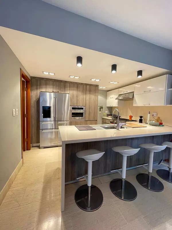 casas - Casa en Venta, Cuesta Hermosa II USD 300,000   3