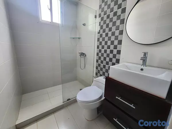 apartamentos - Apartamento amplio en Las Damas 13