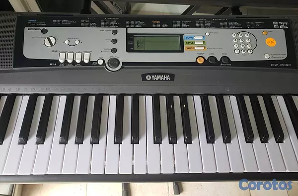 instrumentos musicales - Piano Yamaha EZ-200 -61teclas Incluye: fuente   -  3
