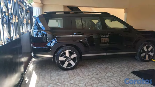 jeepetas y camionetas - VENDO HYUNDAI SANTA FE 2024  3
