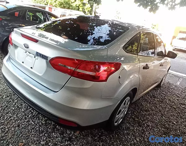 carros - FORD FOCUS 2018 MECANICO 4