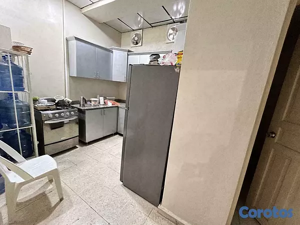 oficinas y locales comerciales - Oportunidad de Inversión, Excelente local en la Rómulo en punto comercial 8