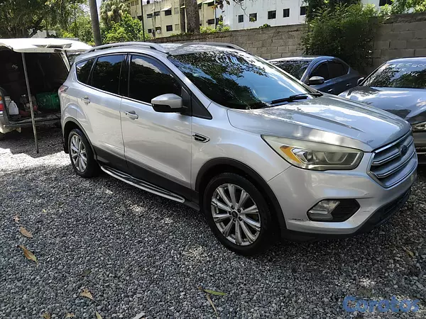 jeepetas y camionetas - FORD ESCAPE AWD 2017 3