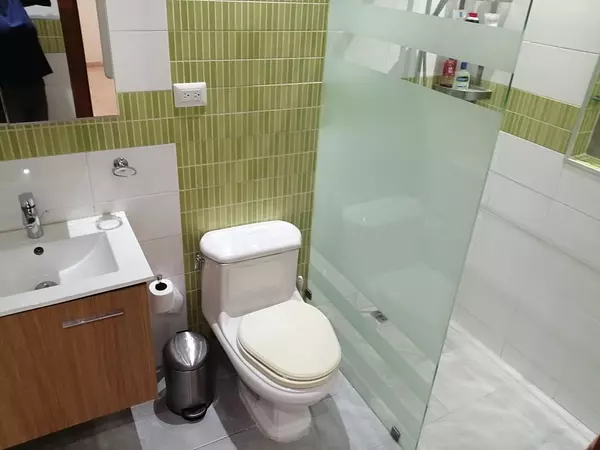 casas - Se vende en Las Pardeas casa Dúplex 8