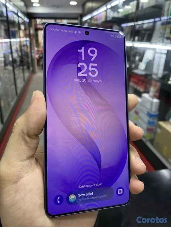 celulares y tabletas - Samsung S26 Ultra morado 5