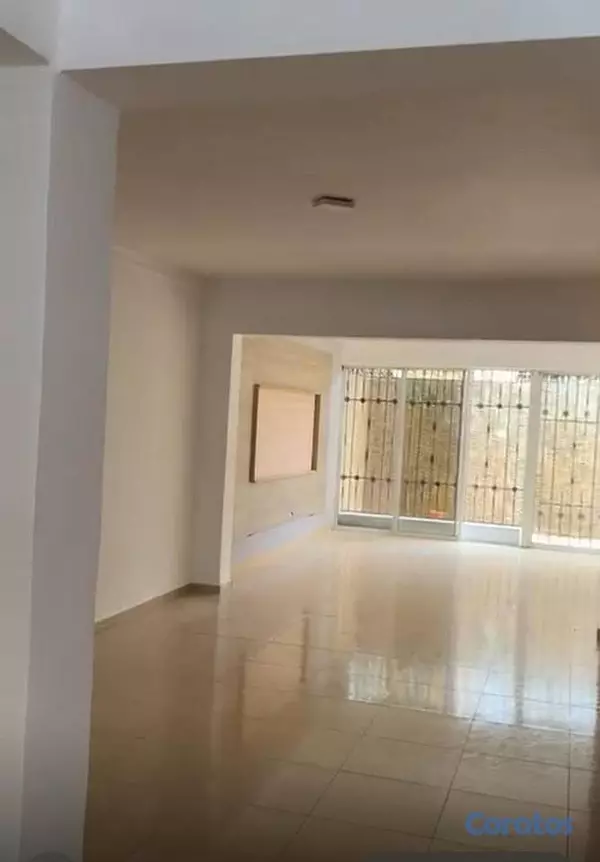 casas - Casa de 3 habitaciones en venta en Evaristo Morale 4