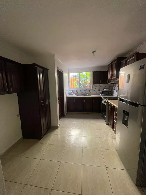 casas - Casa en Santo Domingo Este Autopista de san Isidro 3