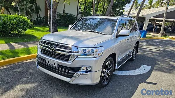 jeepetas y camionetas - VENDO LA LAND CRUISER MAS NUEVA, POCO USO 5