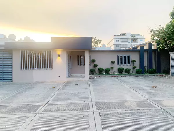 oficinas y locales comerciales - propiedad comercial en los Prados 2