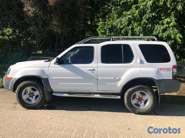 jeepetas y camionetas - Nissan Xterra 2003 3