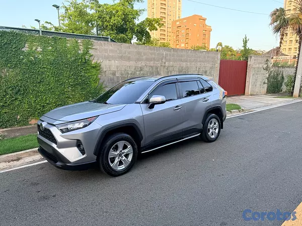 jeepetas y camionetas - Toyota RAV4 LE AWD 2020 2