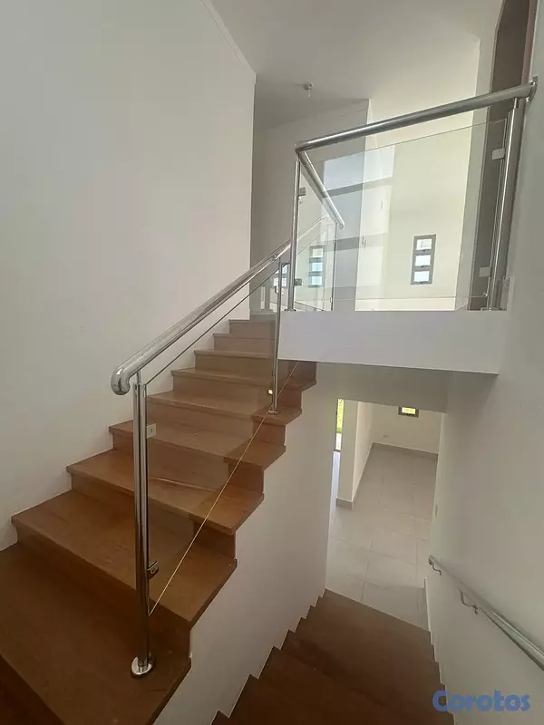 casas - Casa de Venta en Residencial Cerrado, Santiago 3