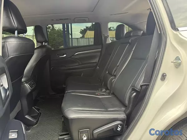 jeepetas y camionetas - ¡Toyota Highlander Limited 2019 Full! 6