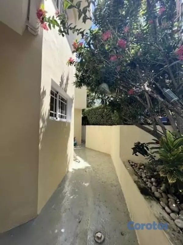 casas - Casa de dos niveles en Cuesta Hermosa III 17