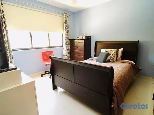 apartamentos - vendo Evaristo Morales tercer nivel tres habitaciones 2.5 baños dos parqueos  6