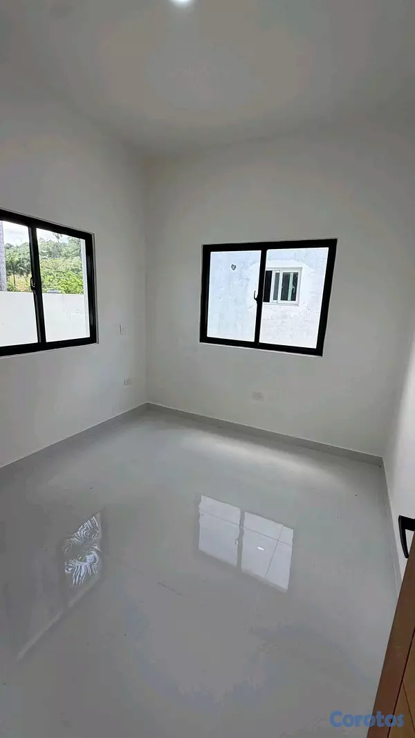 apartamentos - Casa moderna a buen precio en residencial cerrado a 4 minutos de playa  3