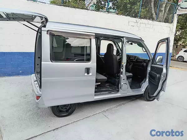 jeepetas y camionetas - DAIHATSU HIJET  5