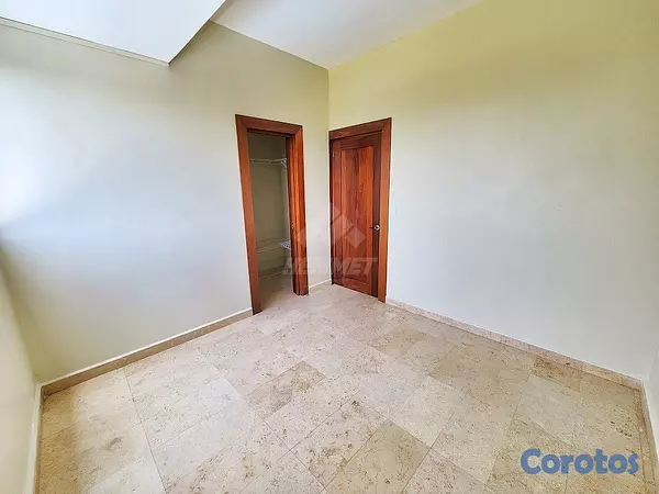 apartamentos - TORRE EN LA ESMERALDA ASCENSOR Y PLANTA FULL SANTI 10