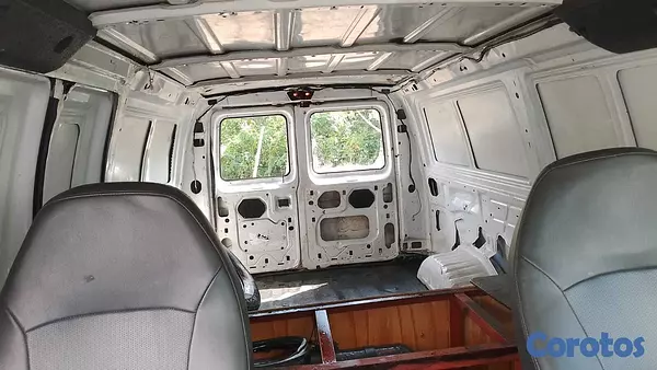 camiones y vehiculos pesados - Ford cargo blanca en venta 9
