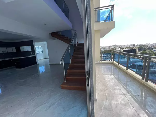 apartamentos - Torre paraíso 
Torre moderna Airbnb friendly y peds friendly 
9no piso .3hab 9