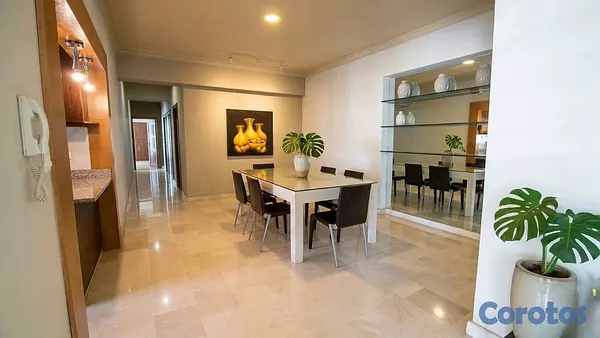 apartamentos - Amplio apartamento en torre familiar en Urb. Real 3