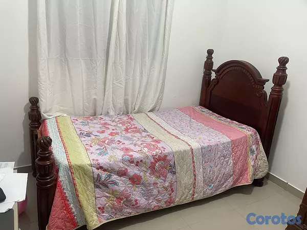 muebles y colchones - Vendo cama twin caoba  con todo y colchón en Excelentes Condiciones   2