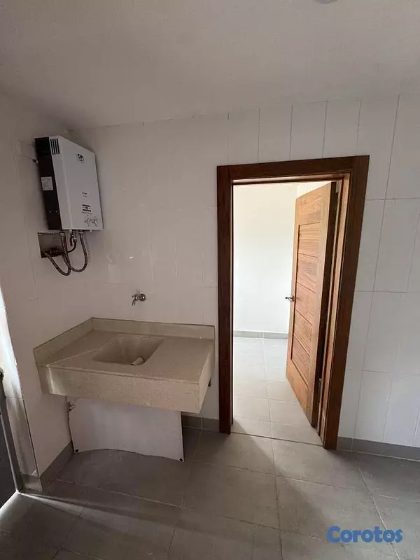 apartamentos - Venta de apartamentos de 3 habitaciones ,Cacicazgo 2