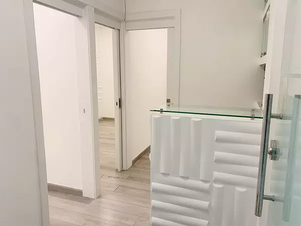 oficinas y locales comerciales - Local en primer nivel  7