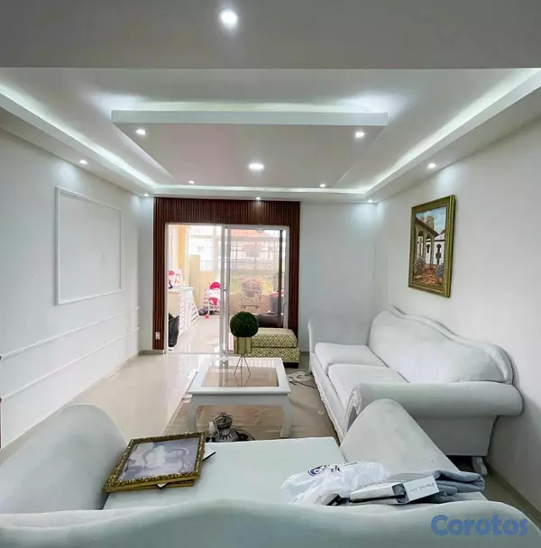 casas - Vendo Casa Familiar en Altos de Arroyo Hondo, Dist 3