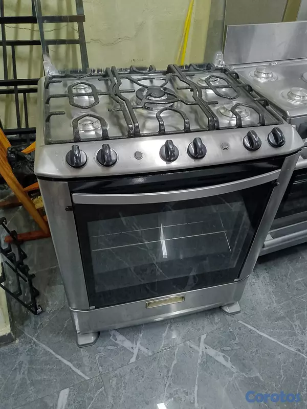 electrodomesticos - Estufa de 30 pulgada medio uso en condición  3
