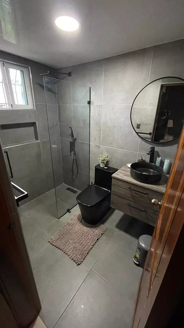 apartamentos - Alquilo apart amueblado en mirador norte
3 hab 
3.5 baños
2 parques techados
Asc 4