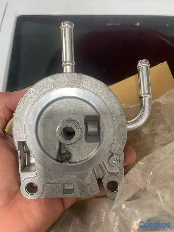 repuestos - Toyota Land Cruiser Prado – Tapa de Filtro de Combustible Original (23380-30350) 4