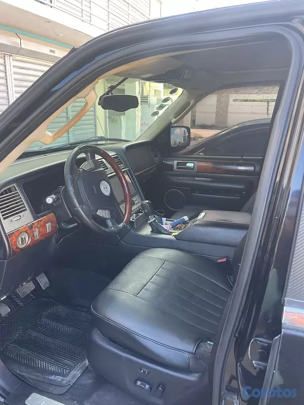 jeepetas y camionetas - Navigator de oportunida  8